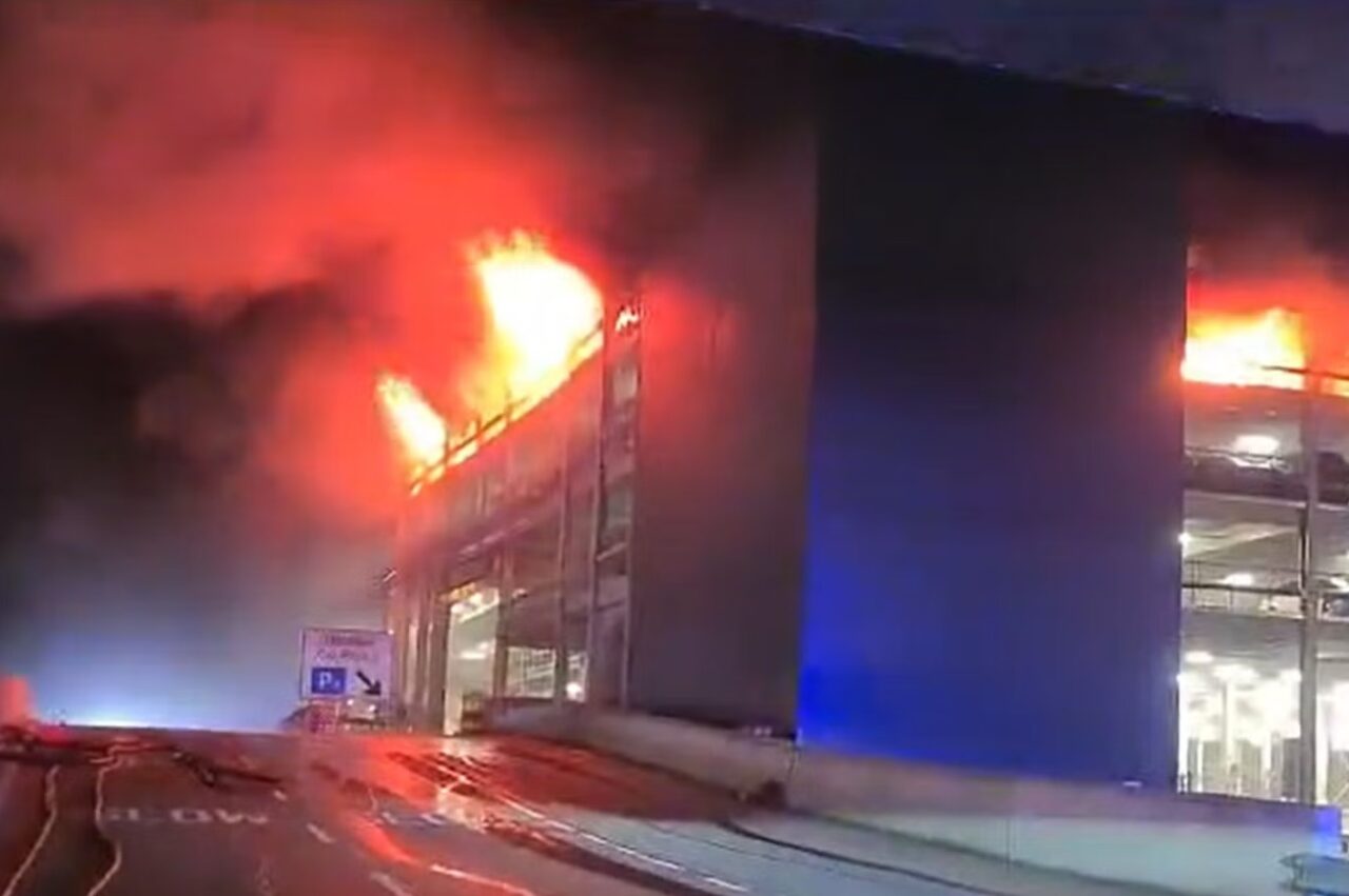 Luton Airport fire